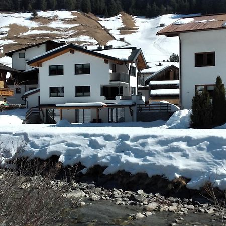 Apart Alpenjuwel Sankt Leonhard im Pitztal Exterior photo